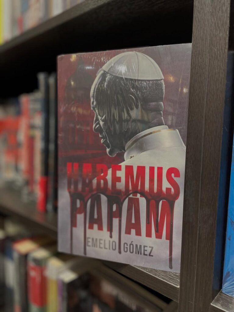 autores nacionales que tienes que leer📚✨en nuestras estanterías también celebramos el talento d (4)